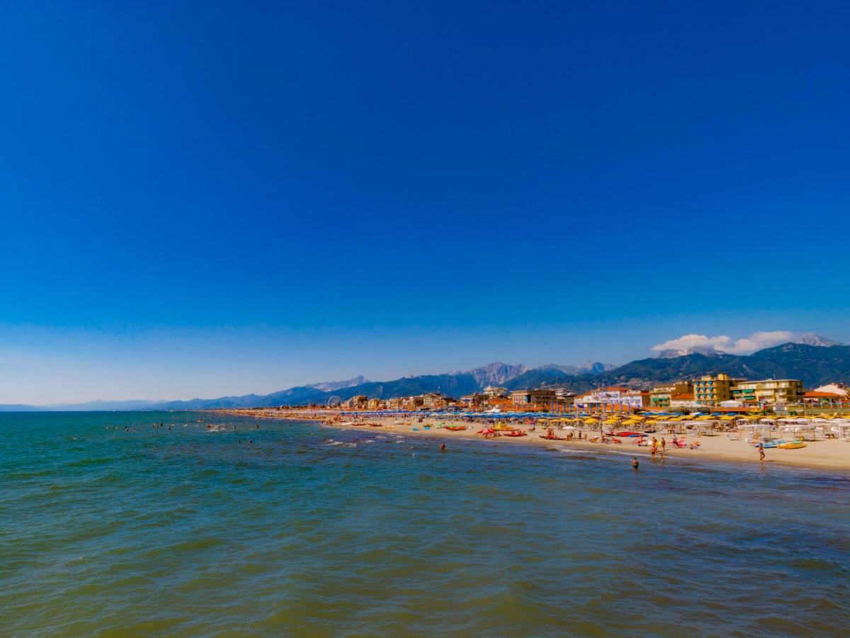 Holiday Home Francesca By Interhome Marina di Pietrasanta Exteriör bild